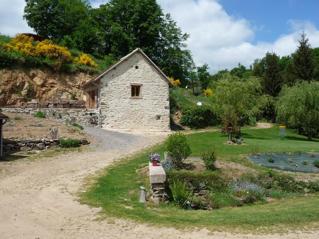 Bed and Breakfast Le Moulin Berthon à Vernusse Chambre photo